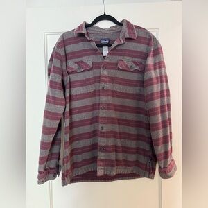 Men’s Patagonia flannel button down - size Large